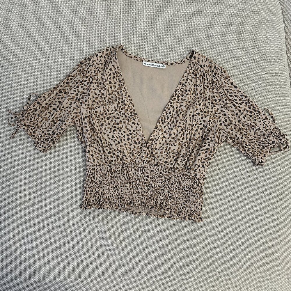 Abercrombie Tie-Sleeve Smocked Waist Top Tan Pattern Size Small